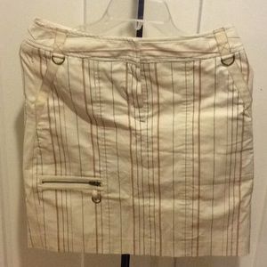 Donna Degnan Lined Skirt with details